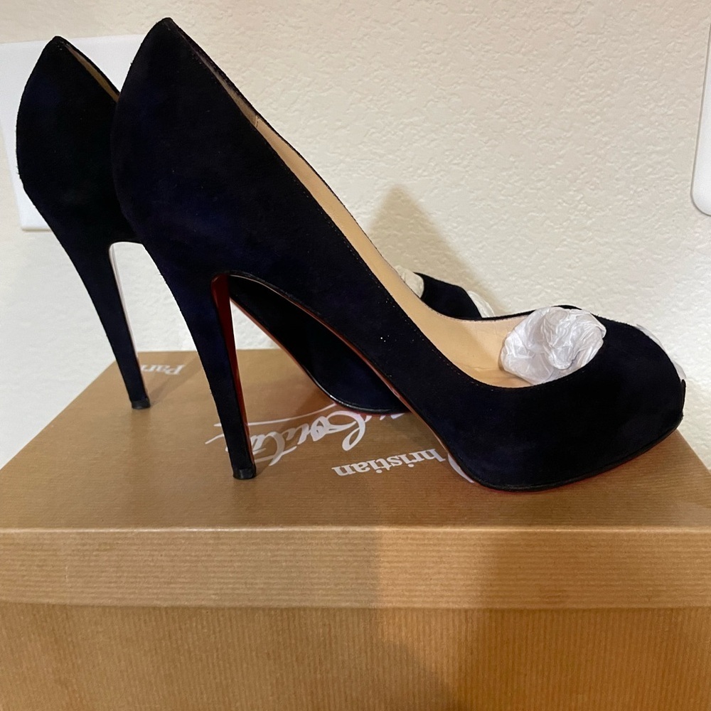 Christian Louboutin Very Prive Black Suede Veau Velour platform pumps EU38.5 - Picture 11 of 12
